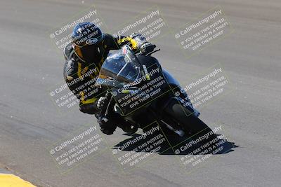 media/Oct-09-2022-SoCal Trackdays (Sun) [[95640aeeb6]]/Bowl (1015am)/